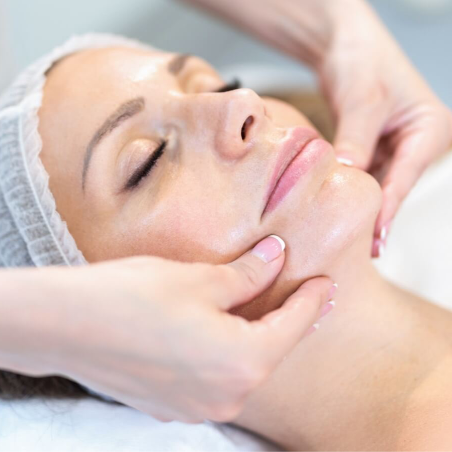 Any Bespoke 50-Min or 70-Min Facial +LED Light Therapy Course of 5 (save up to €576)