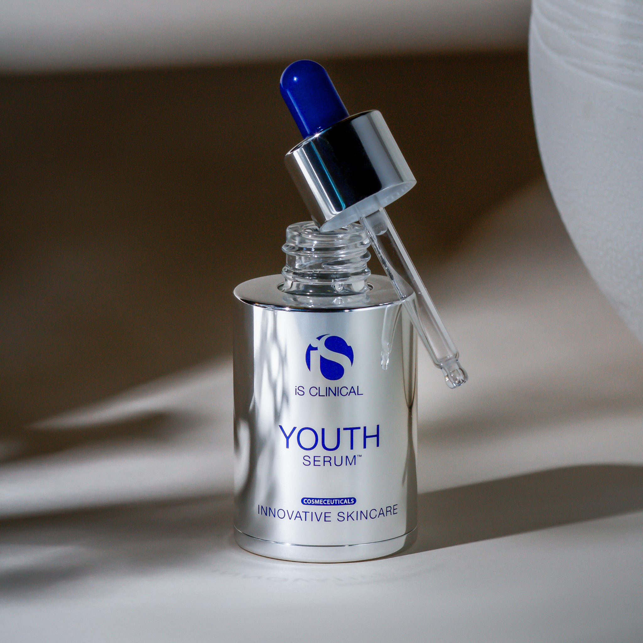 iS Clinical Youth Serum 30ml