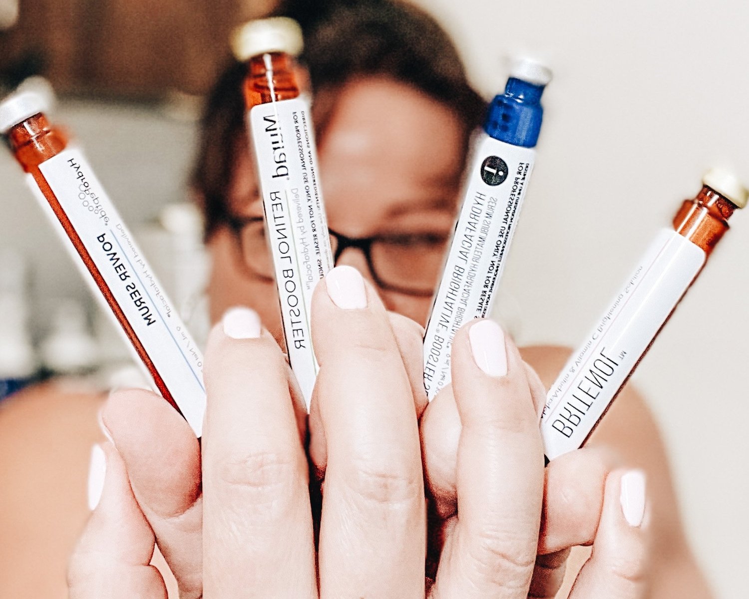 Platinum 6-Step HydraFacial 50-Mins with Skin Booster Course of 4 (save up to €411)