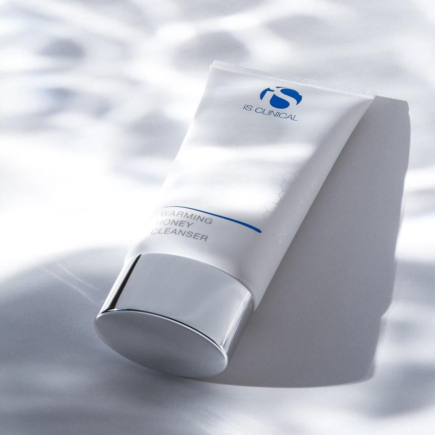 iS Clinical Warming Honey Cleanser 180ml